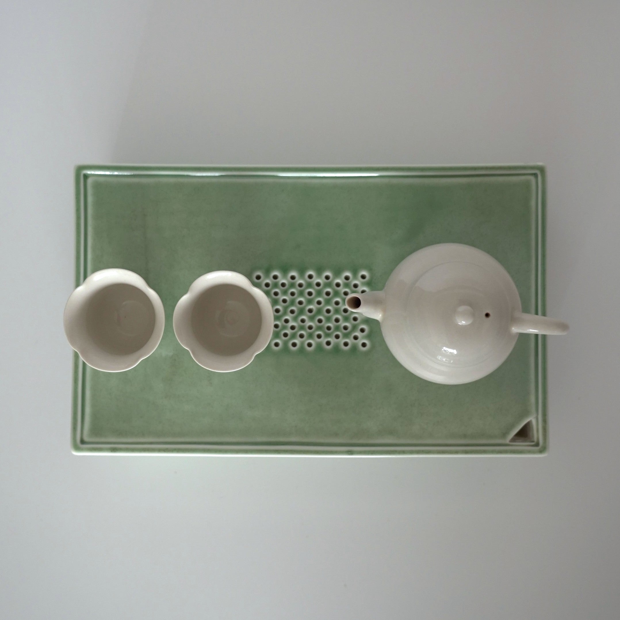 長方窯変茶盤③錆青磁色