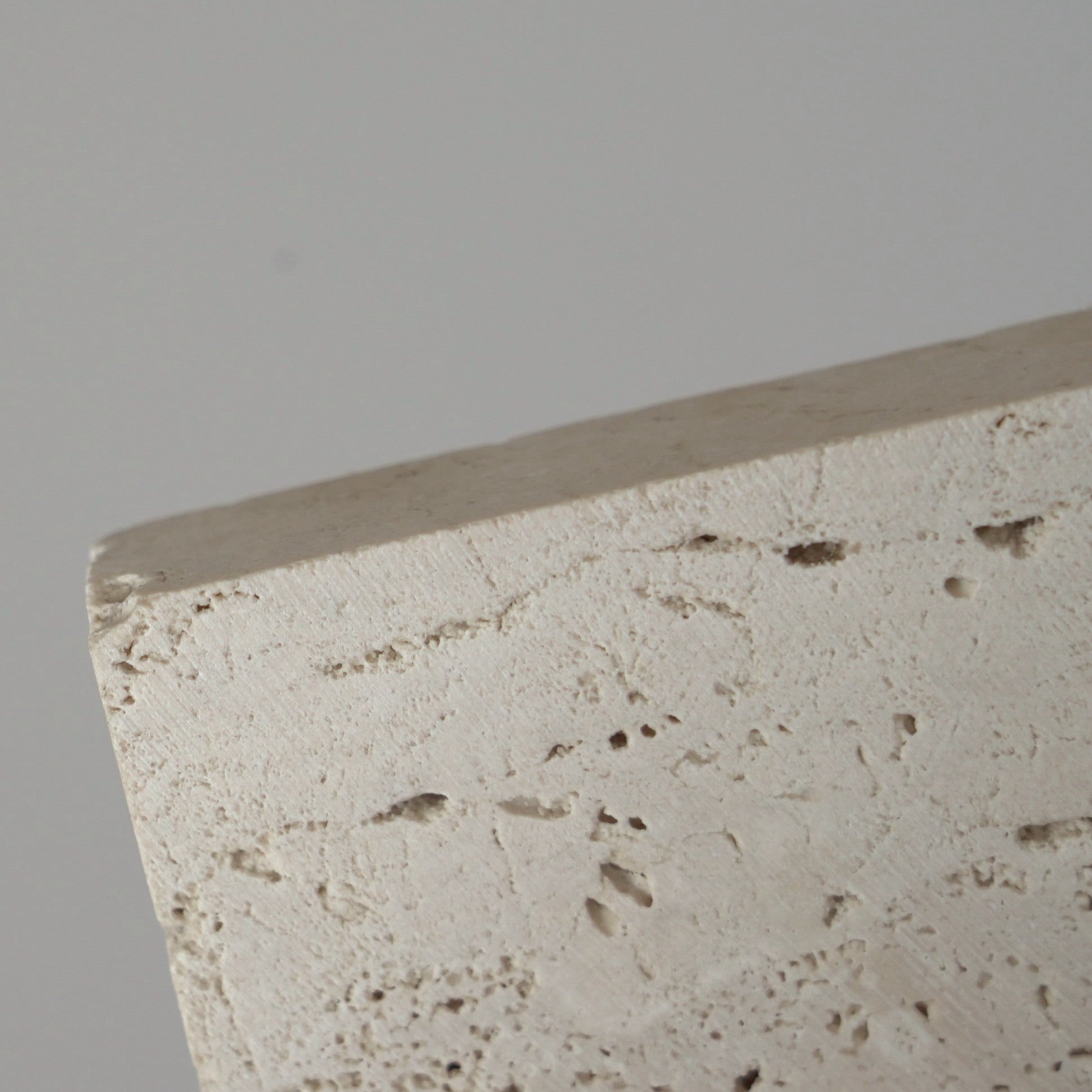 黄洞石正方壺承