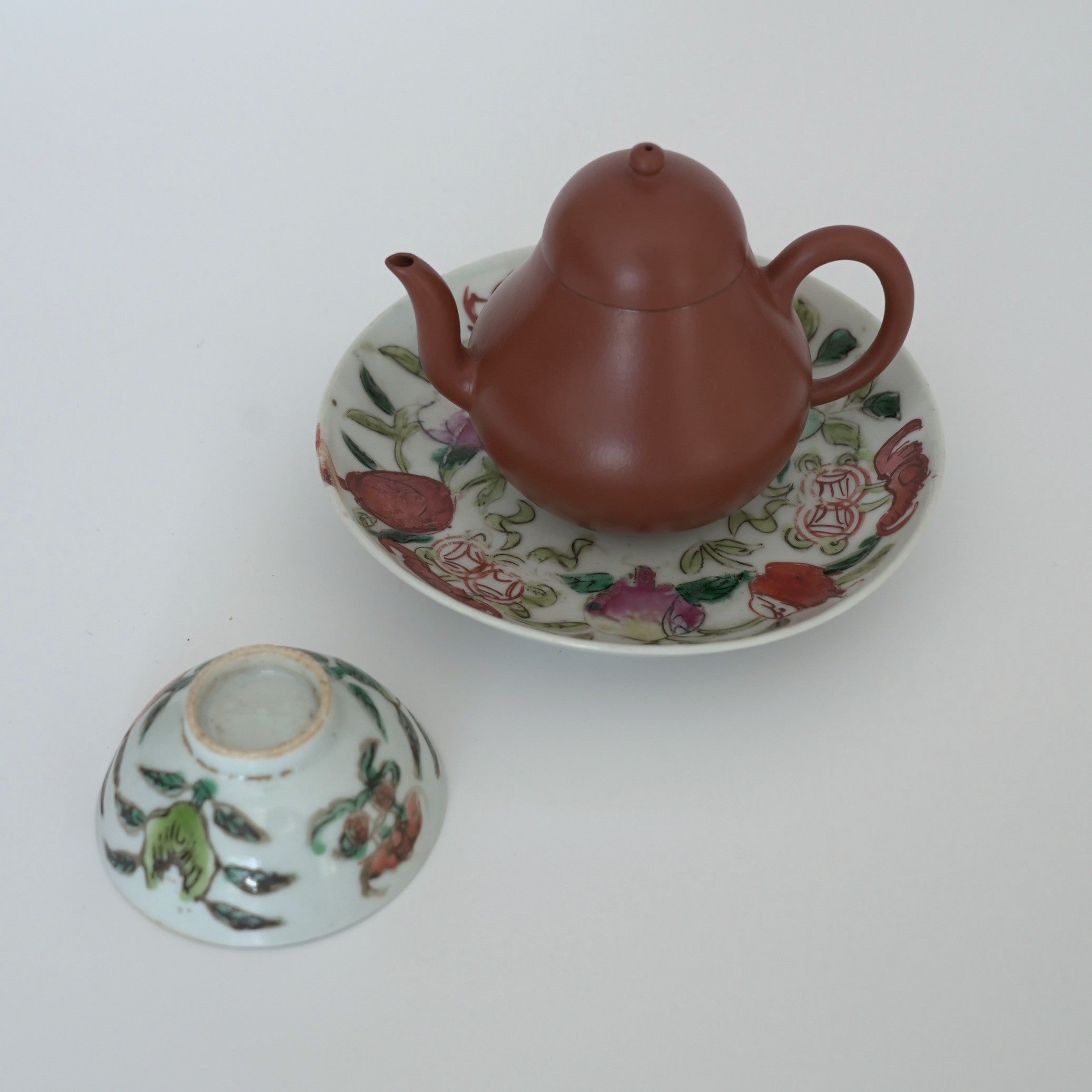 粉彩七宝三多文茶杯②