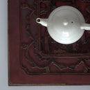 赤漆人物牡丹文壺承①