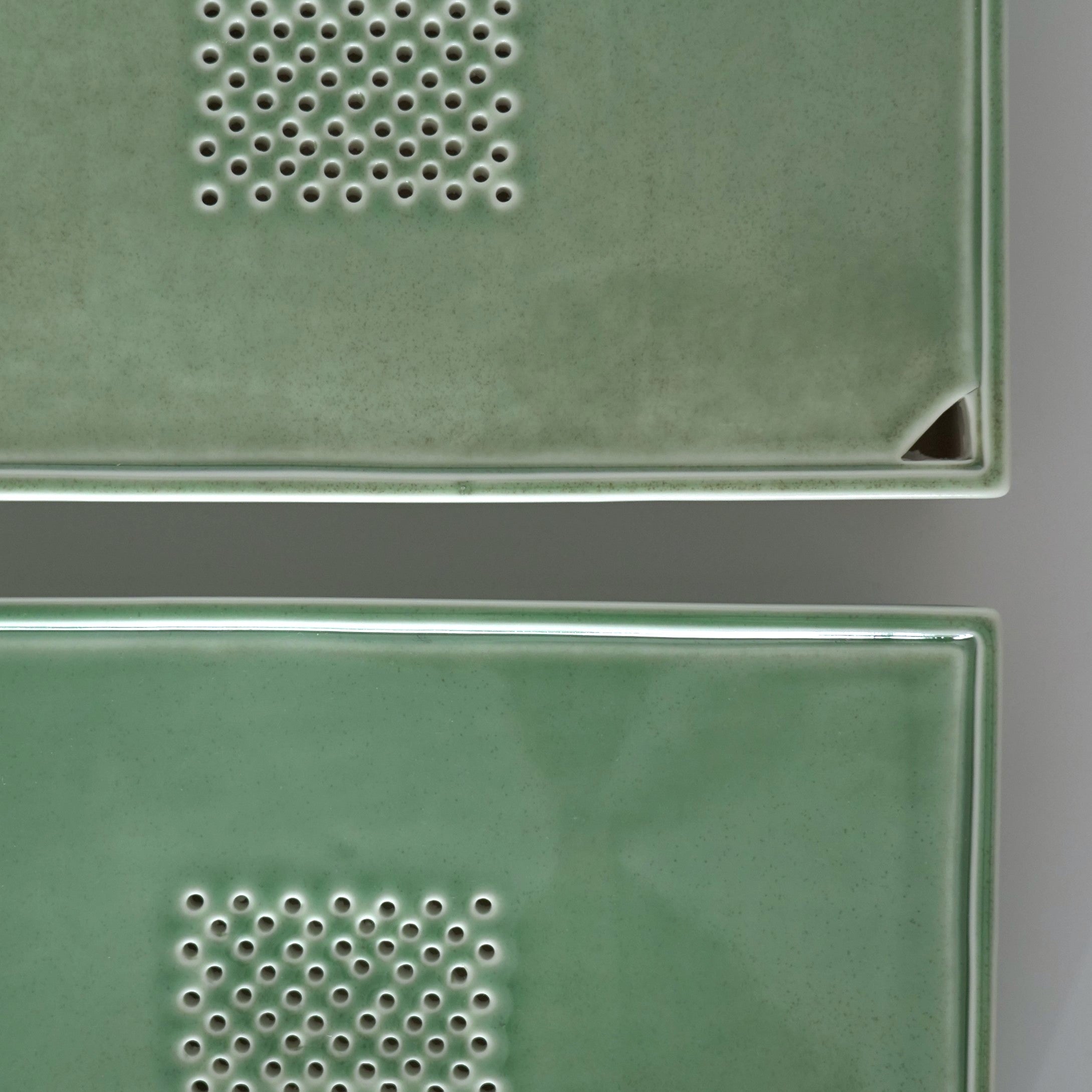 長方窯変茶盤③錆青磁色