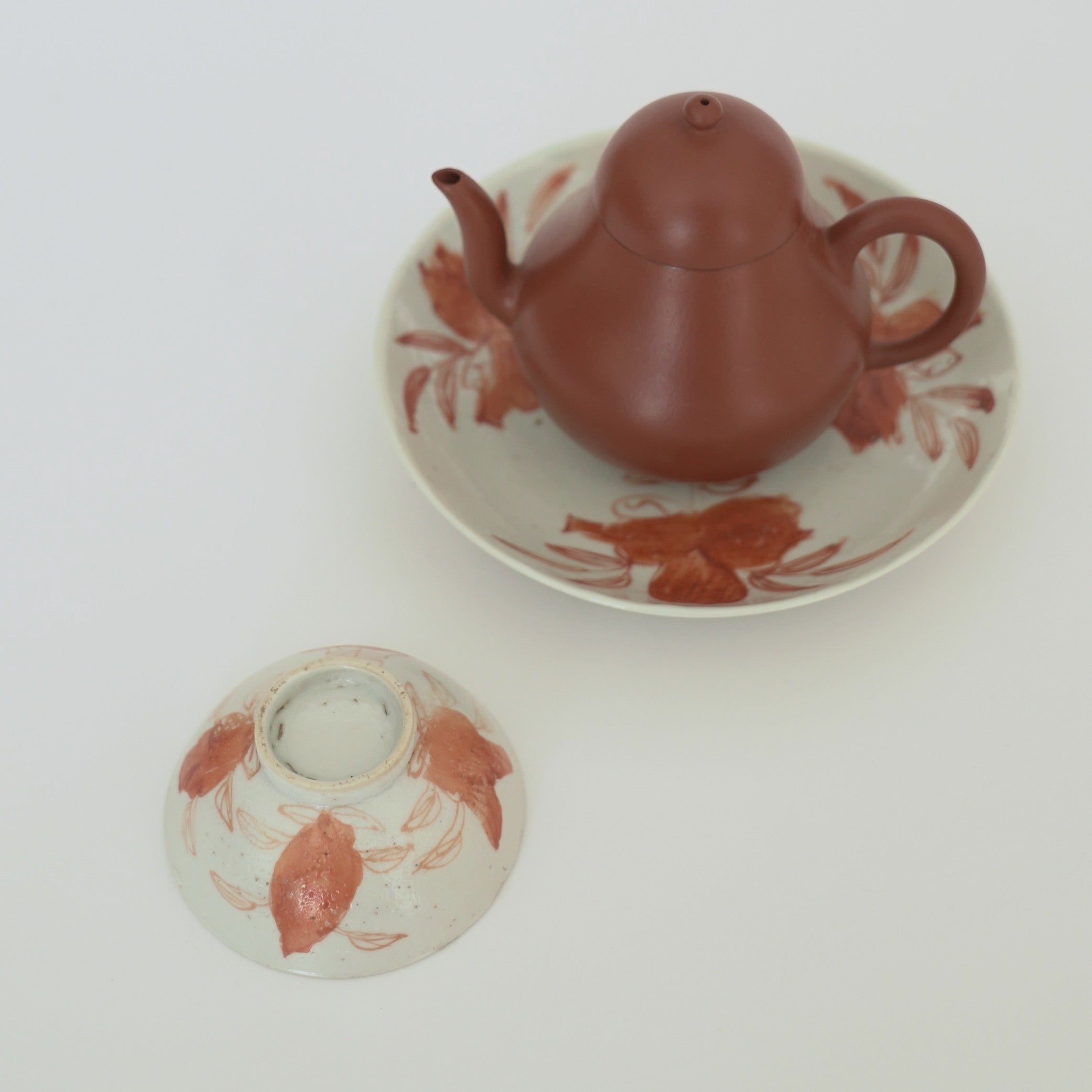 赤絵福寿三多文茶杯⑤