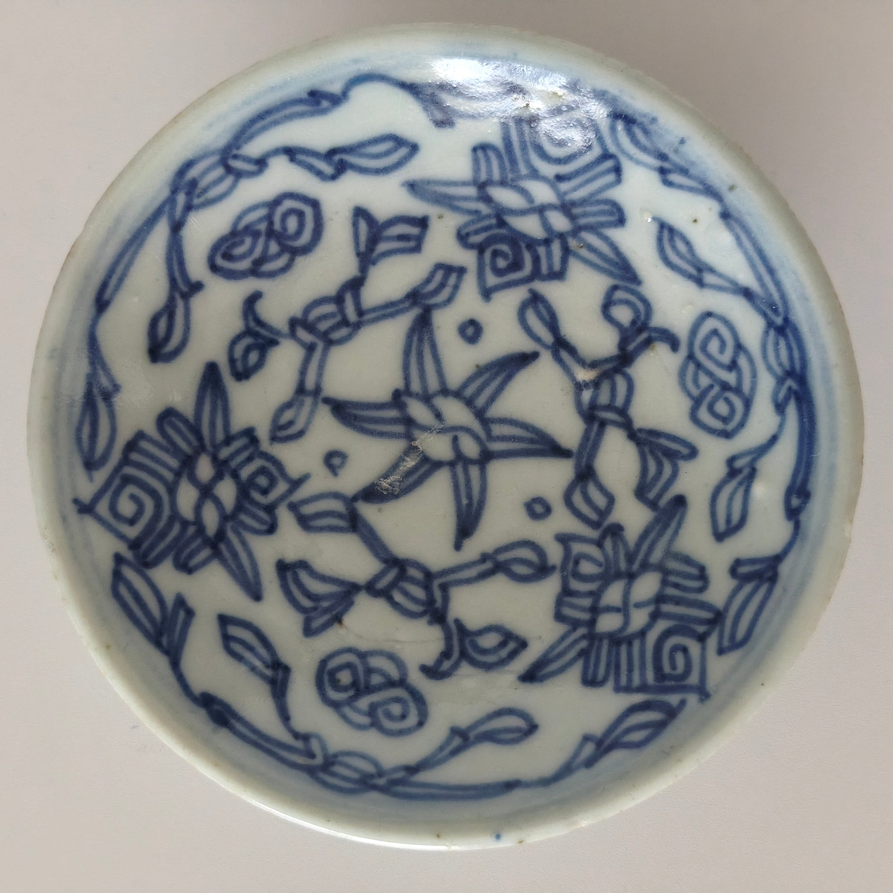 青花絡枝蓮文豆皿②