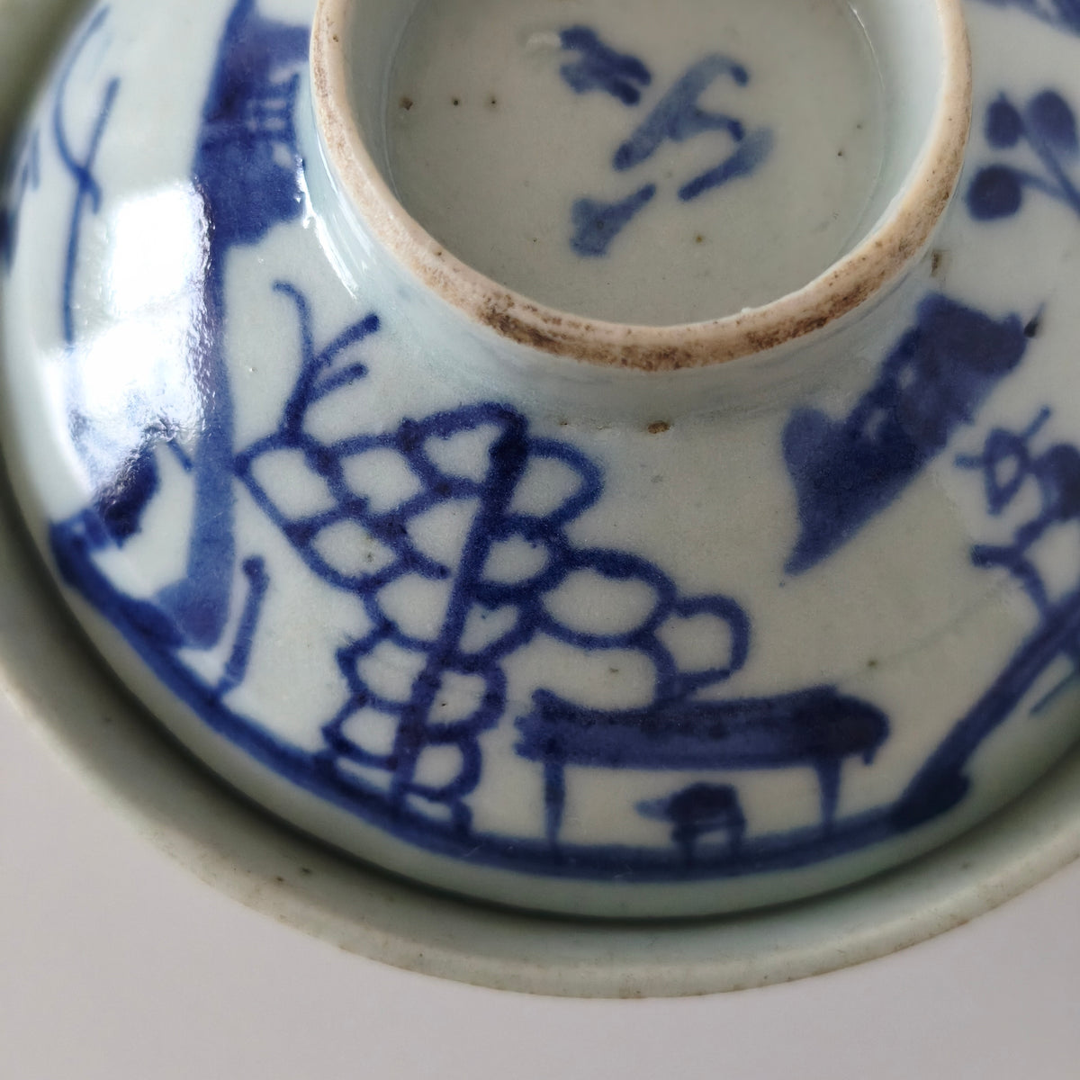 青花山水人物蓋碗