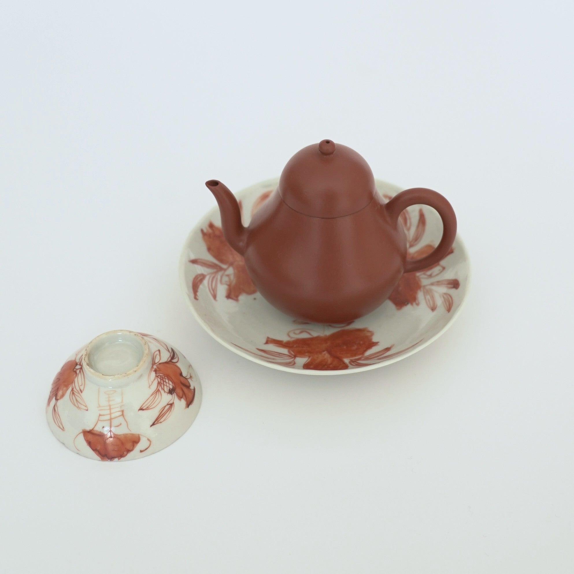 赤絵福寿三多文茶杯⑦