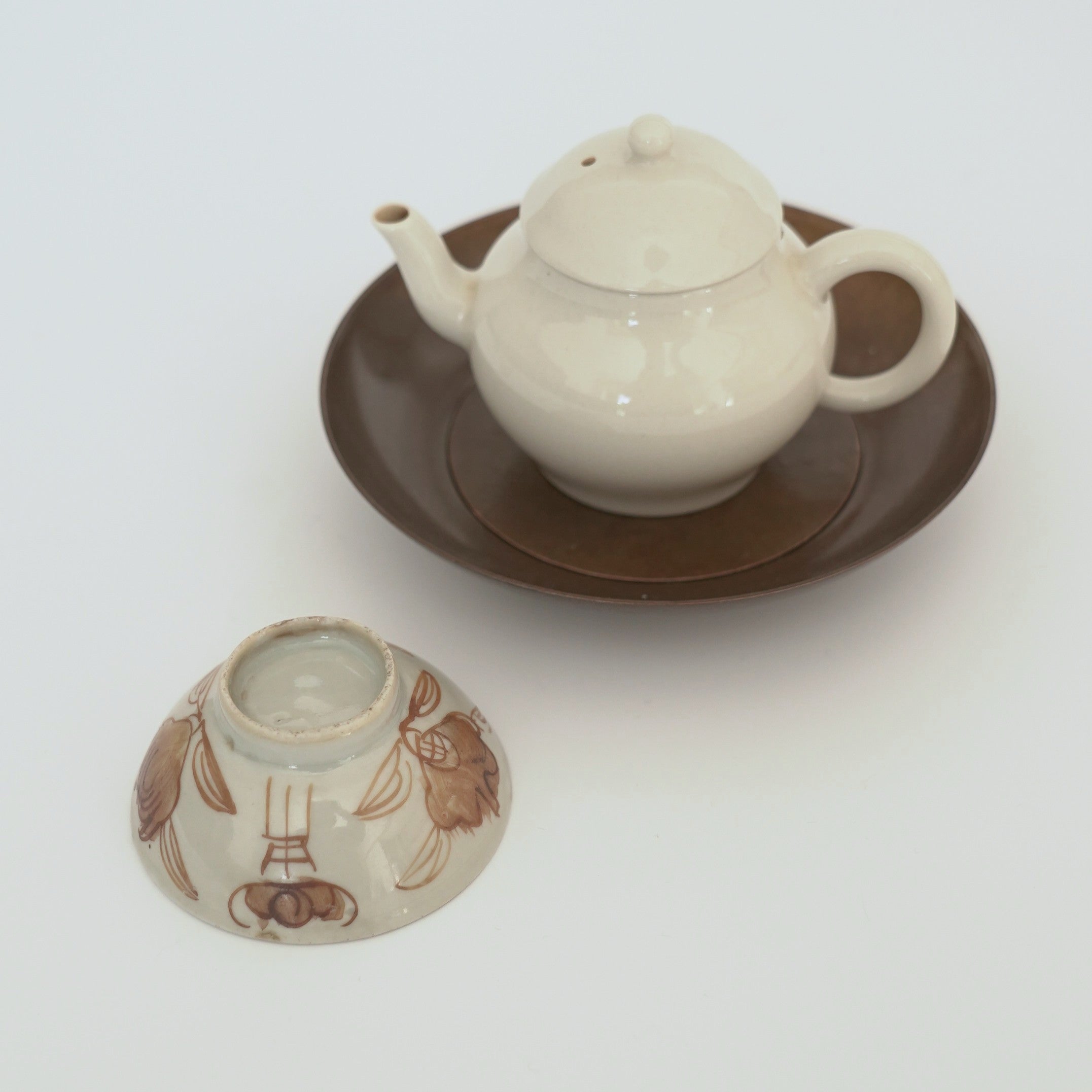 赤絵福寿三多文茶杯⑧