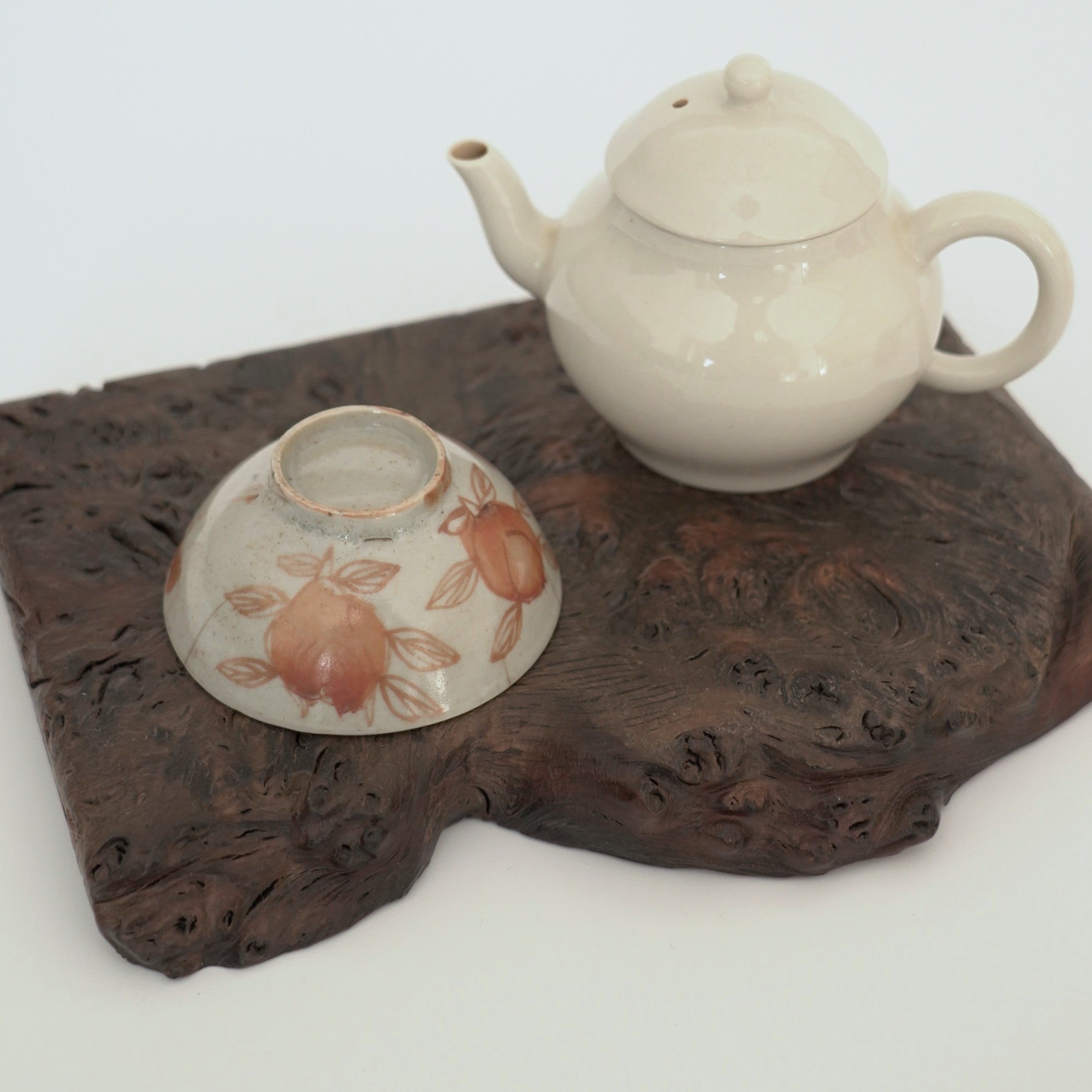 赤絵福寿三多文茶杯⑨