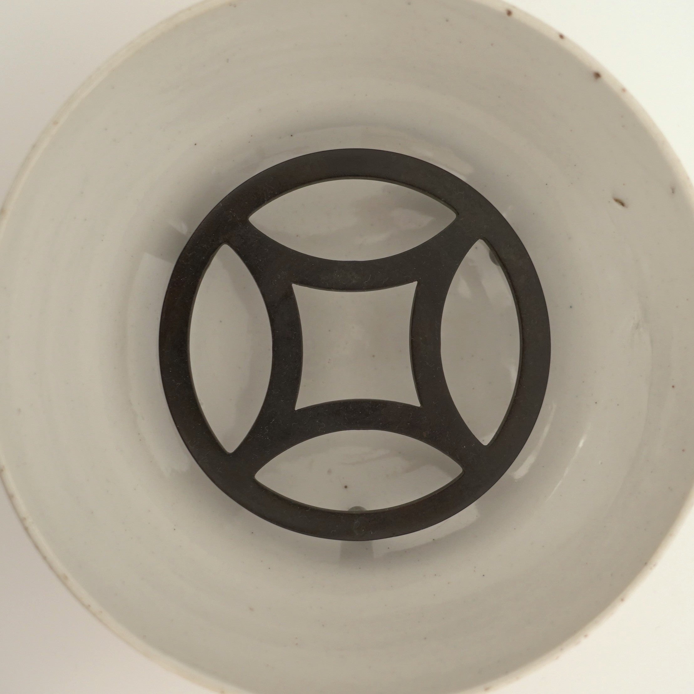 赤絵福寿龍文碗①