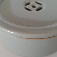 天青貫入七宝文茶船