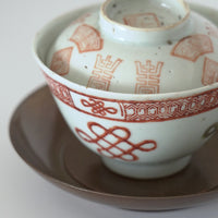 粉彩中国結文蓋碗