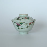 粉彩四季花文蓋碗②