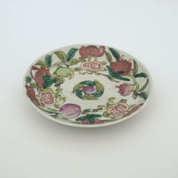 粉彩七宝三多文皿⑤