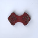 木製赤漆銀錠型花文糸板蓋置