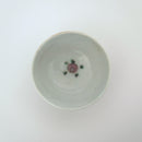 粉彩七宝三多文茶杯①