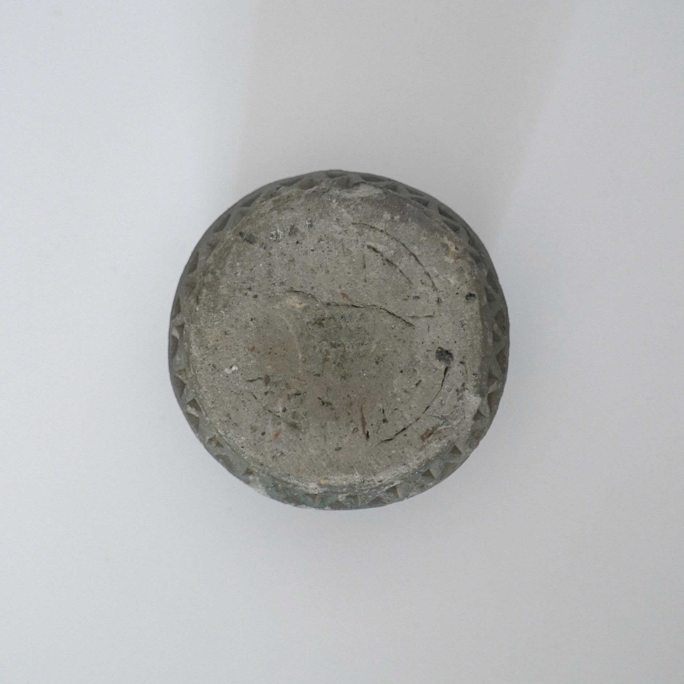 磚製麻鼓蓋置②大