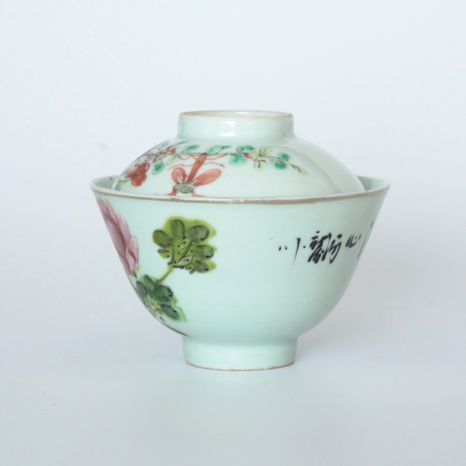 粉彩花鳥文蓋碗②