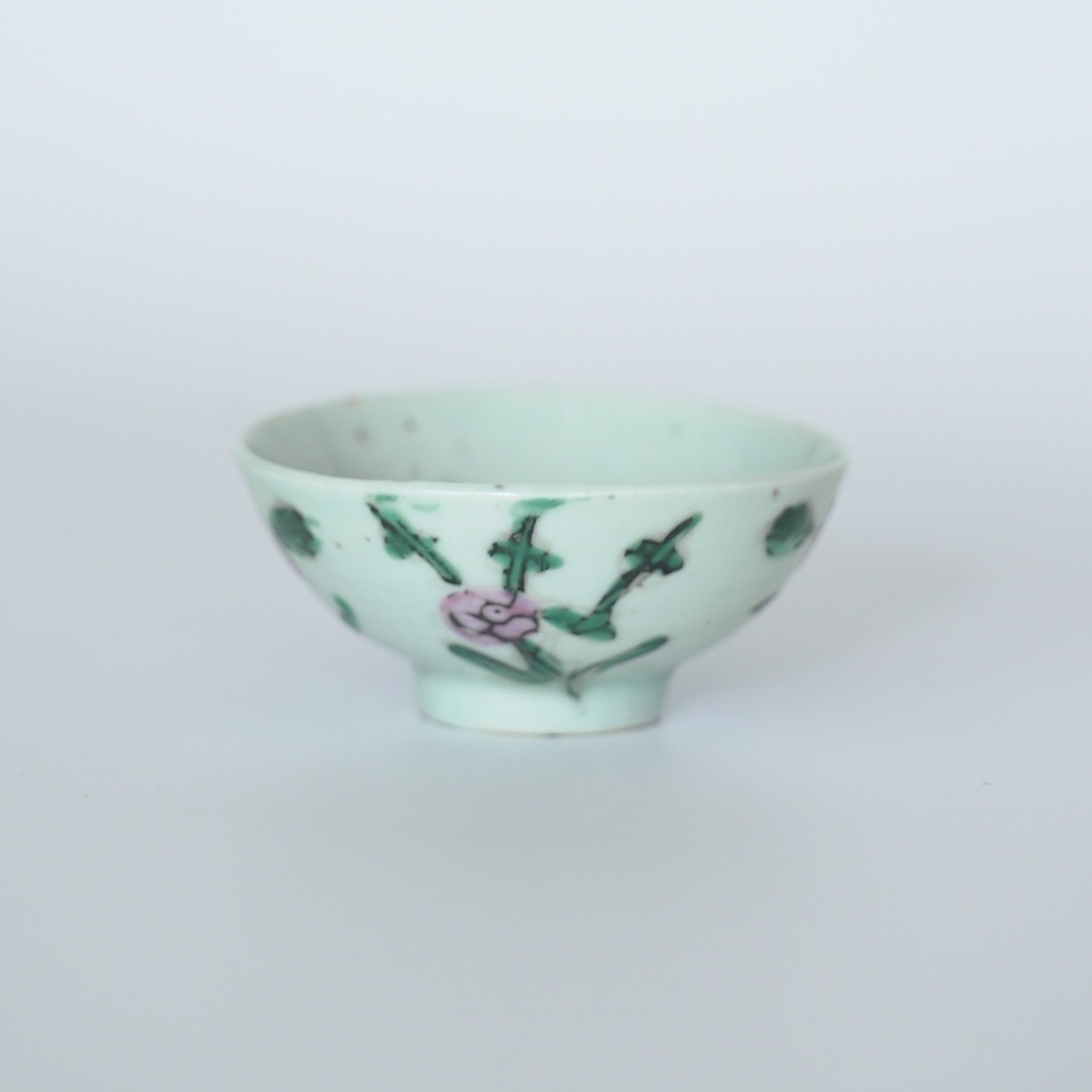 粉彩四季花文茶杯⑤