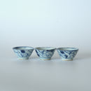 青花唐草文小茶杯３個セット②