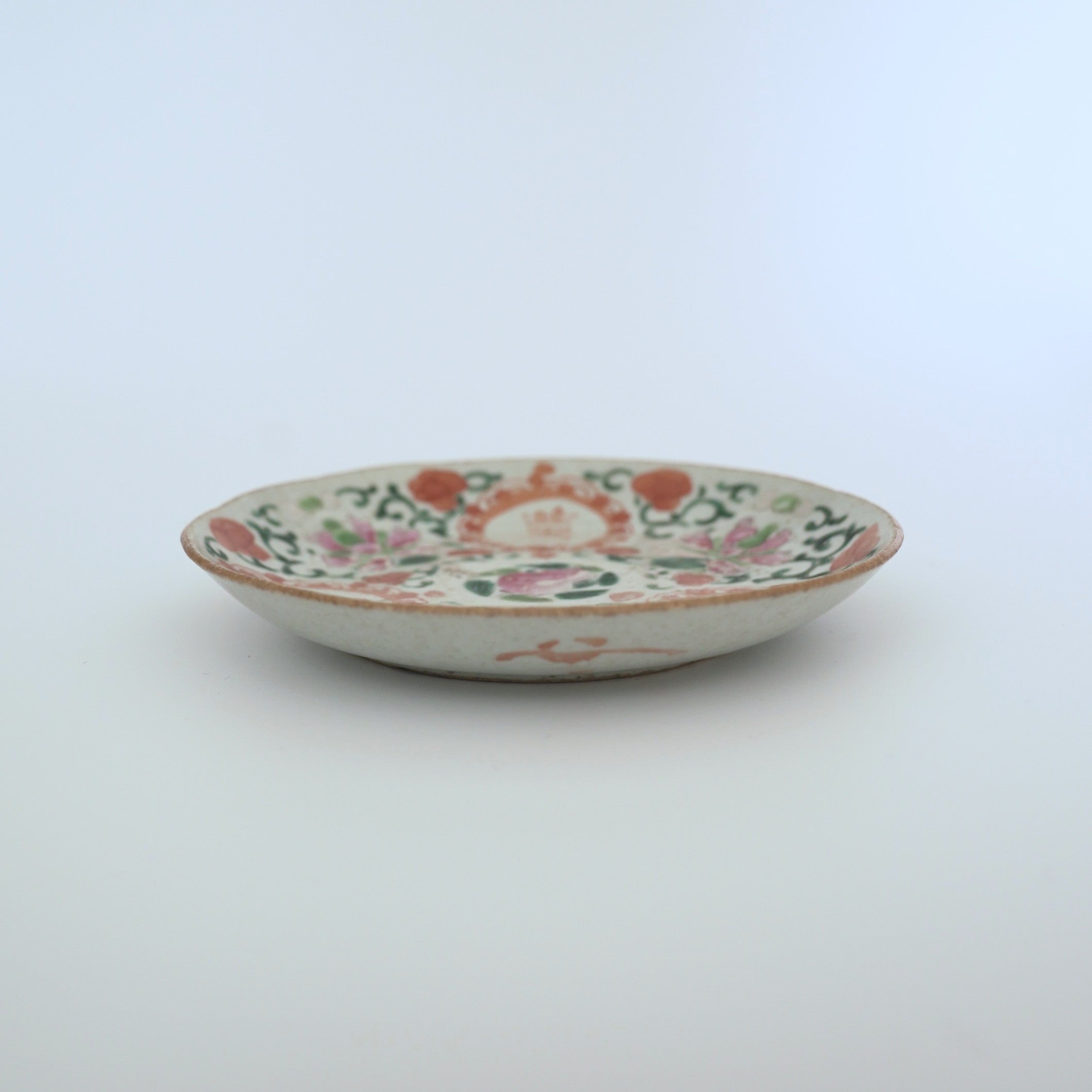 粉彩双喜宝相華文皿