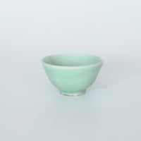 豆青釉茶杯⑦