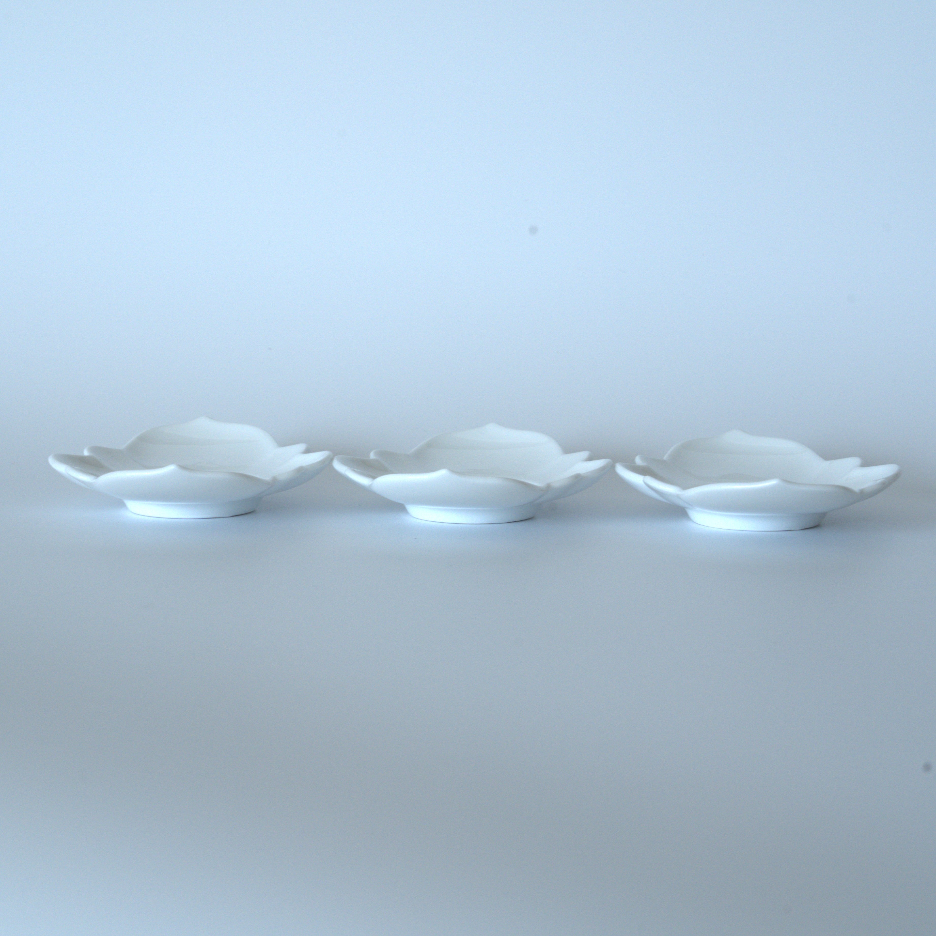 白磁元宝茶托3枚セット