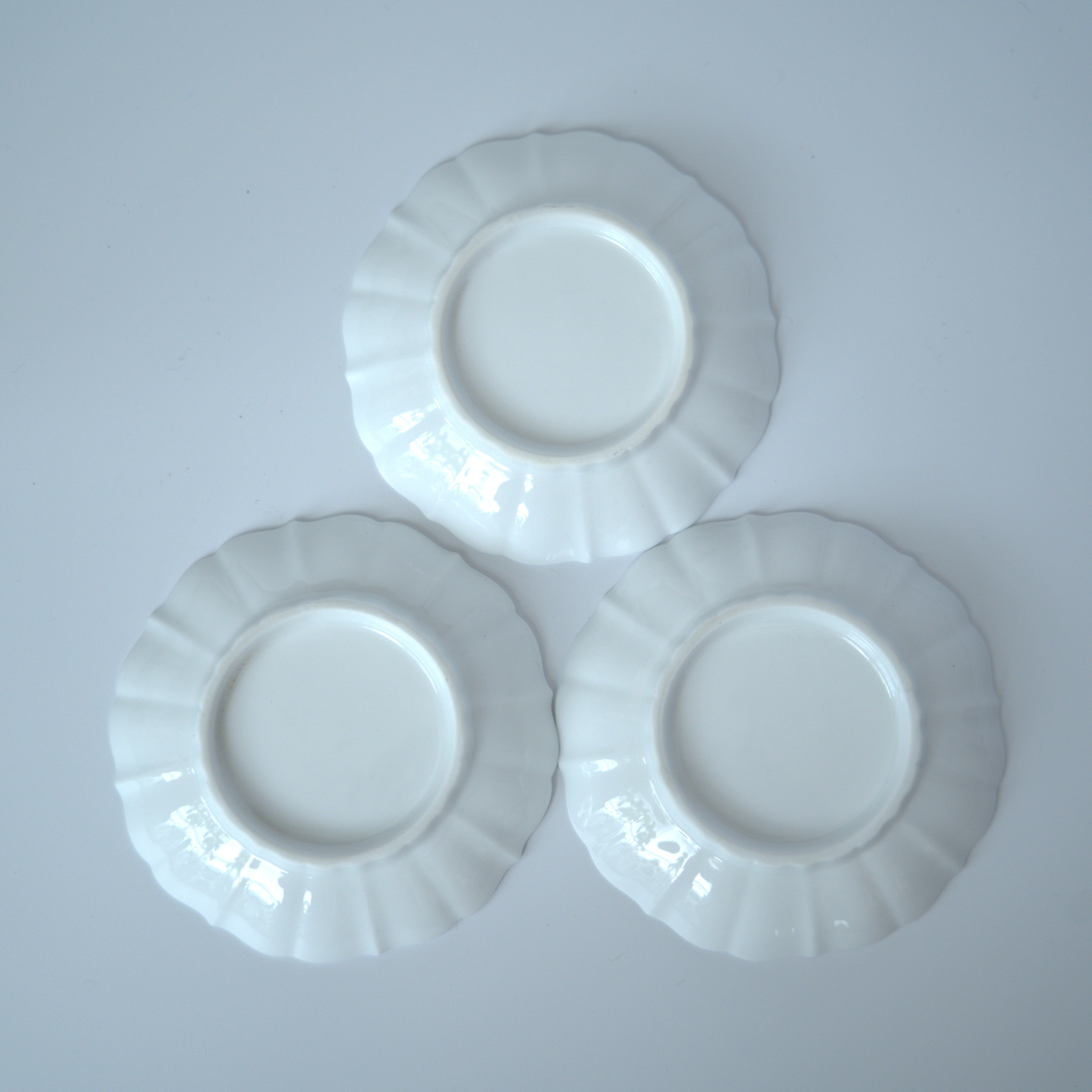 甜白稜花茶托3枚セット