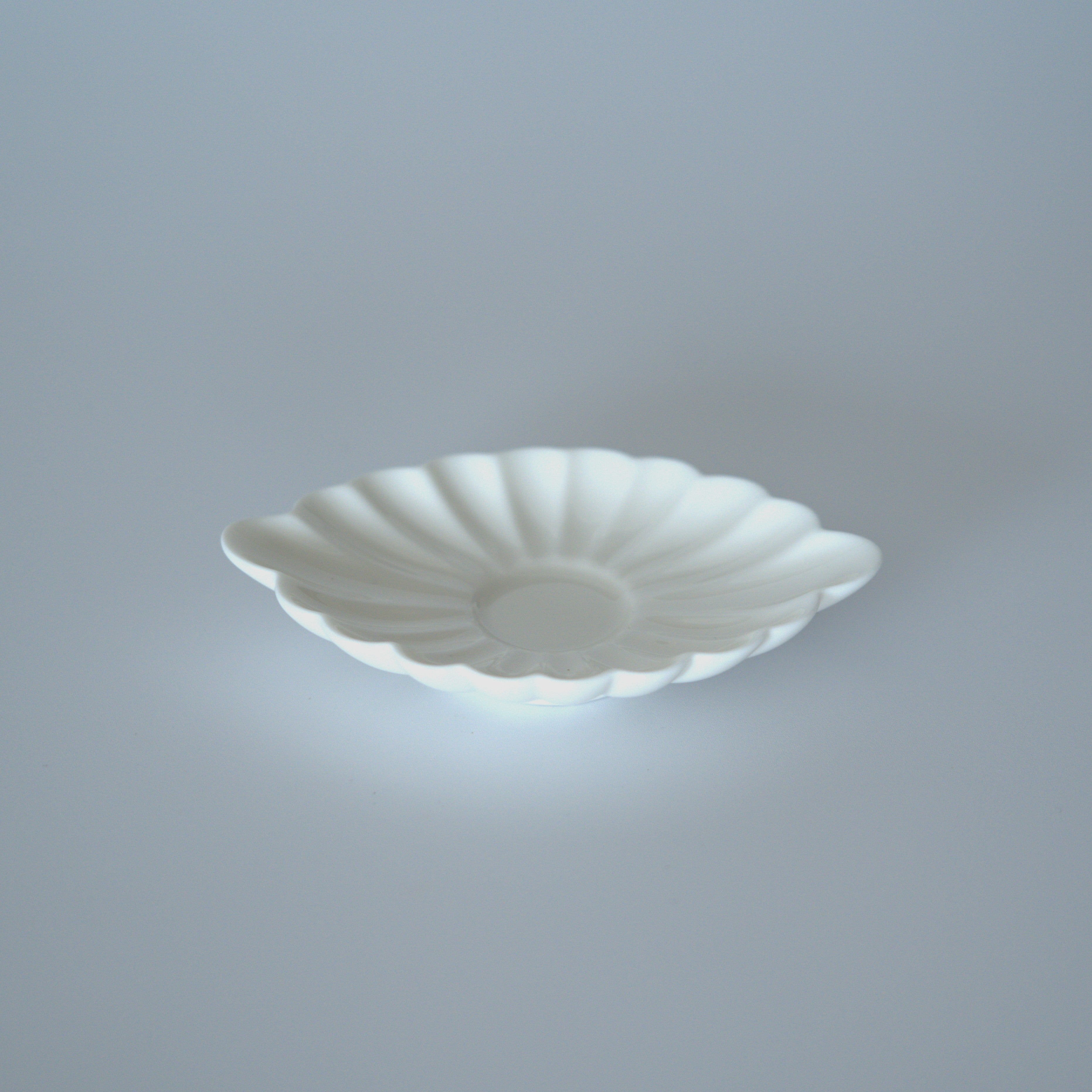 白磁菊花茶托3枚セット