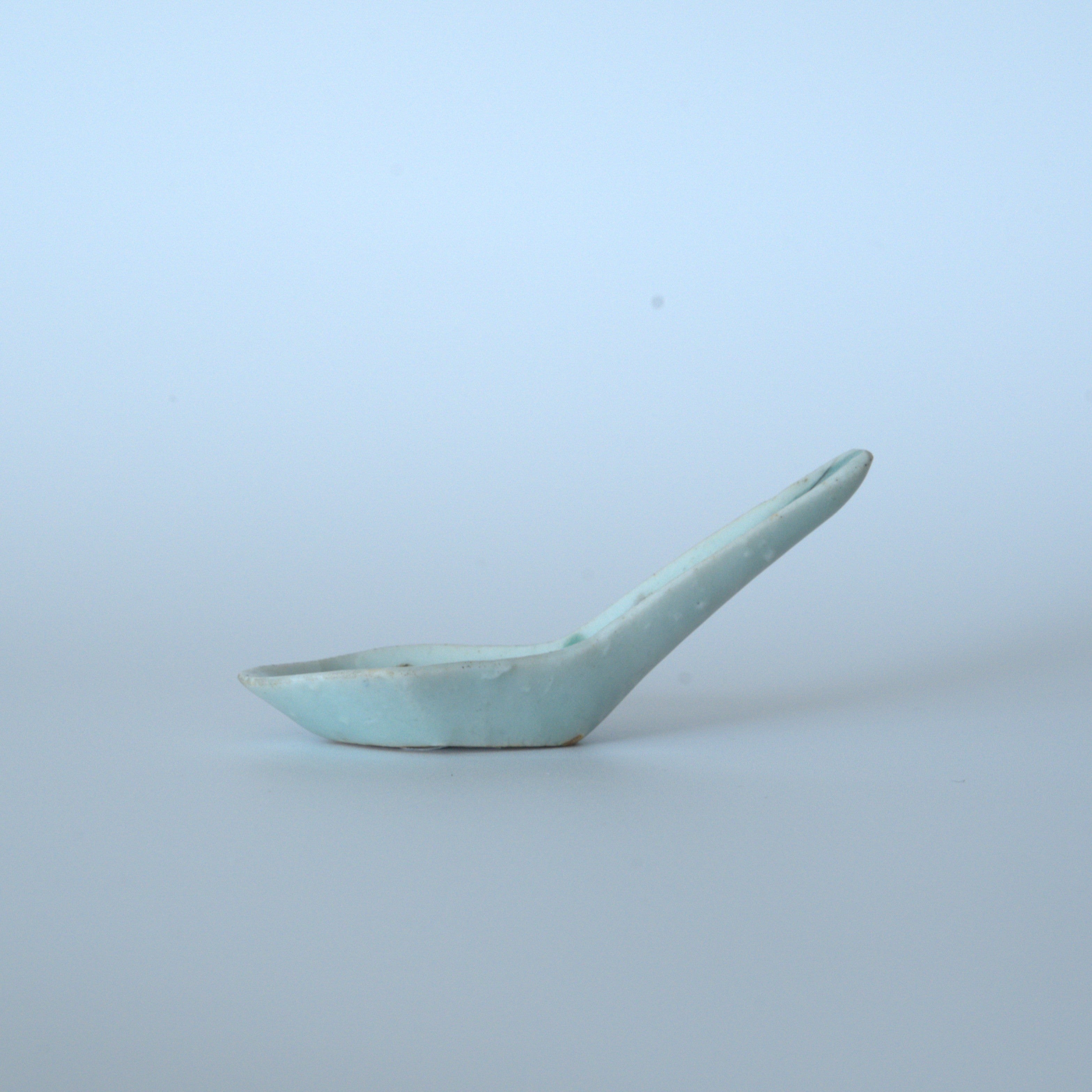 粉彩四季花文レンゲ①