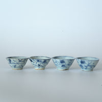 青花唐草文小茶杯４個セット