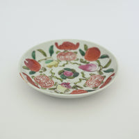 粉彩七宝三多文皿 ④