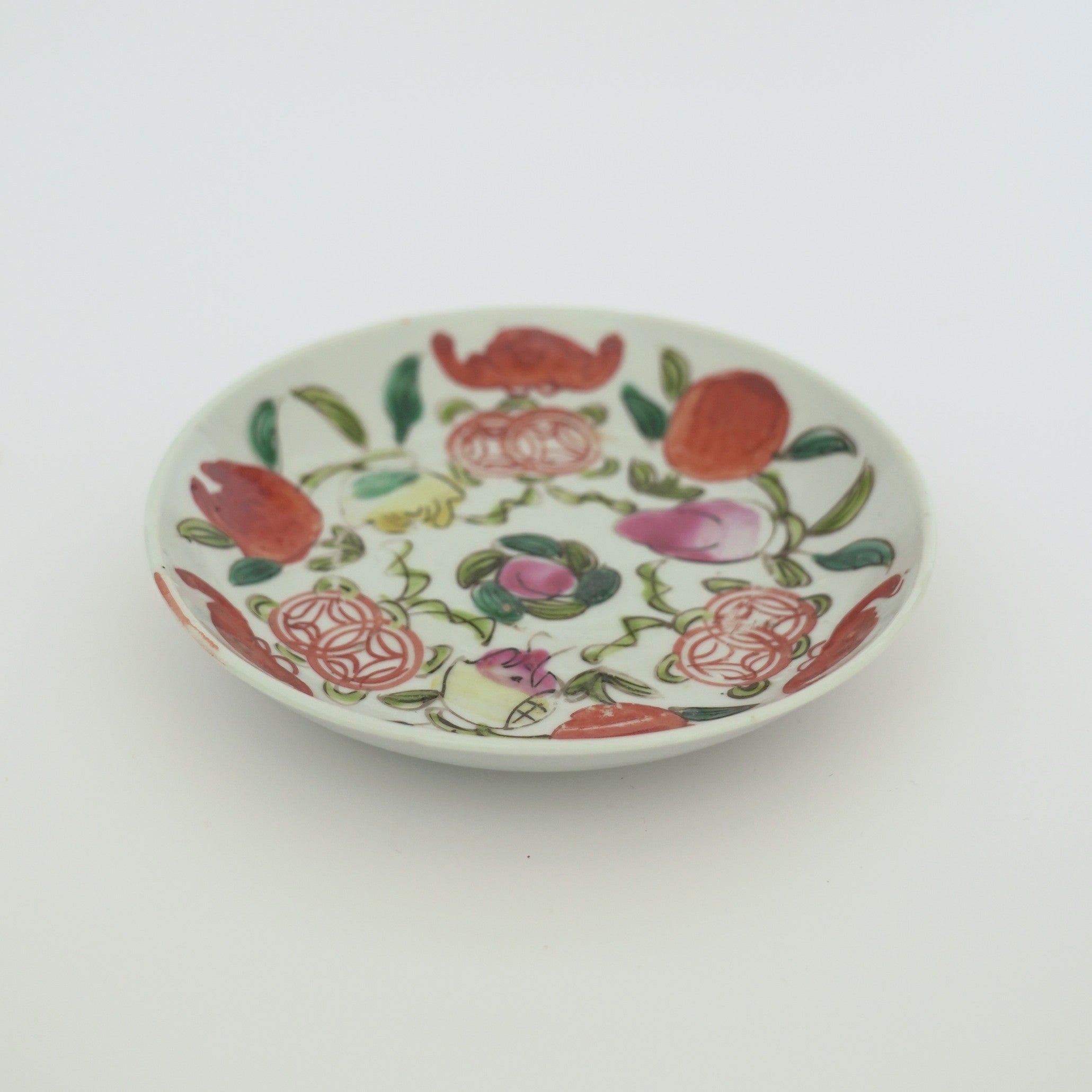 粉彩七宝三多文皿 ④