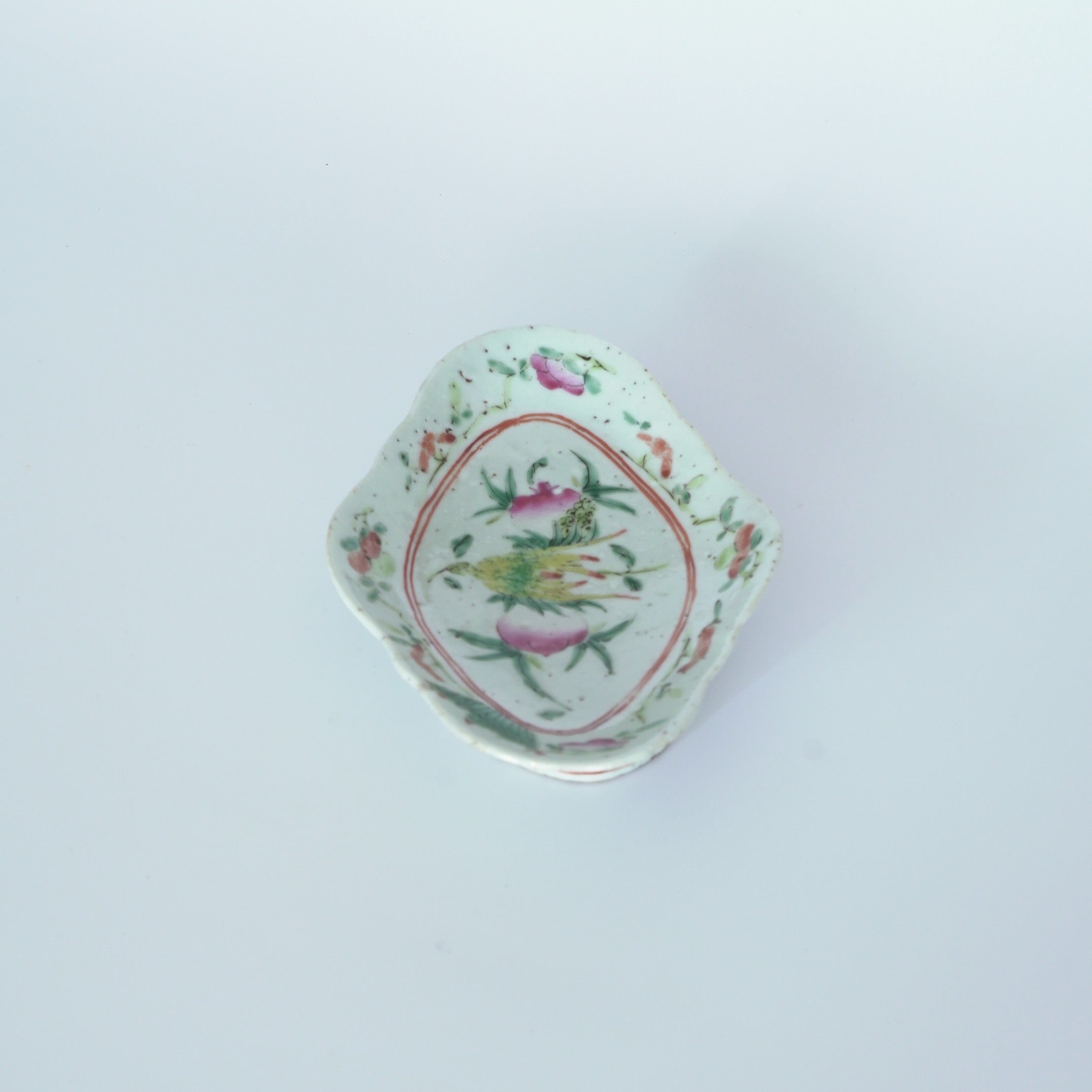 粉彩三多文高台皿②小