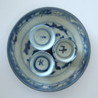 青花唐草文小茶杯３個セット①