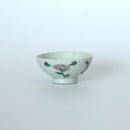 粉彩四季花文茶杯①