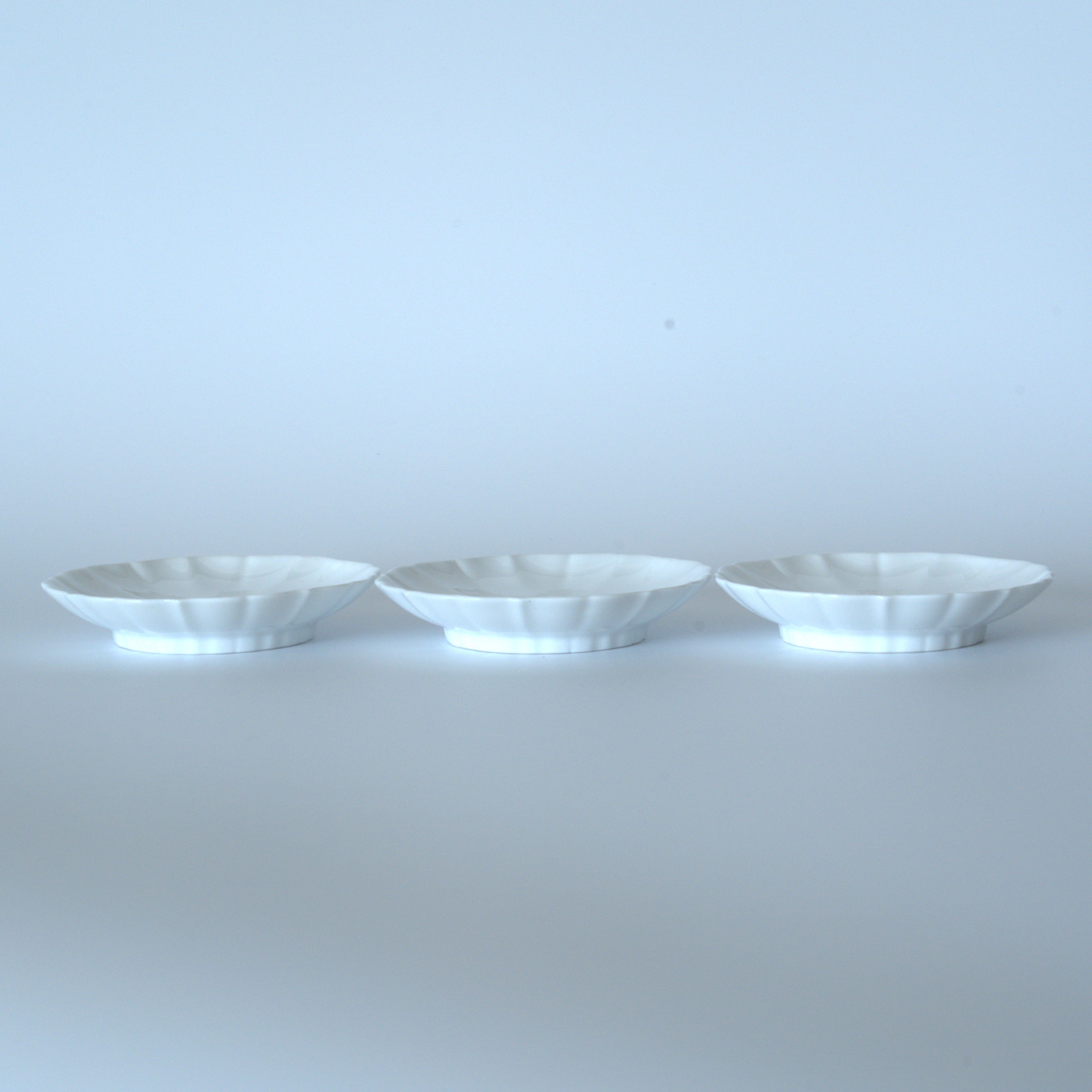 甜白稜花茶托3枚セット