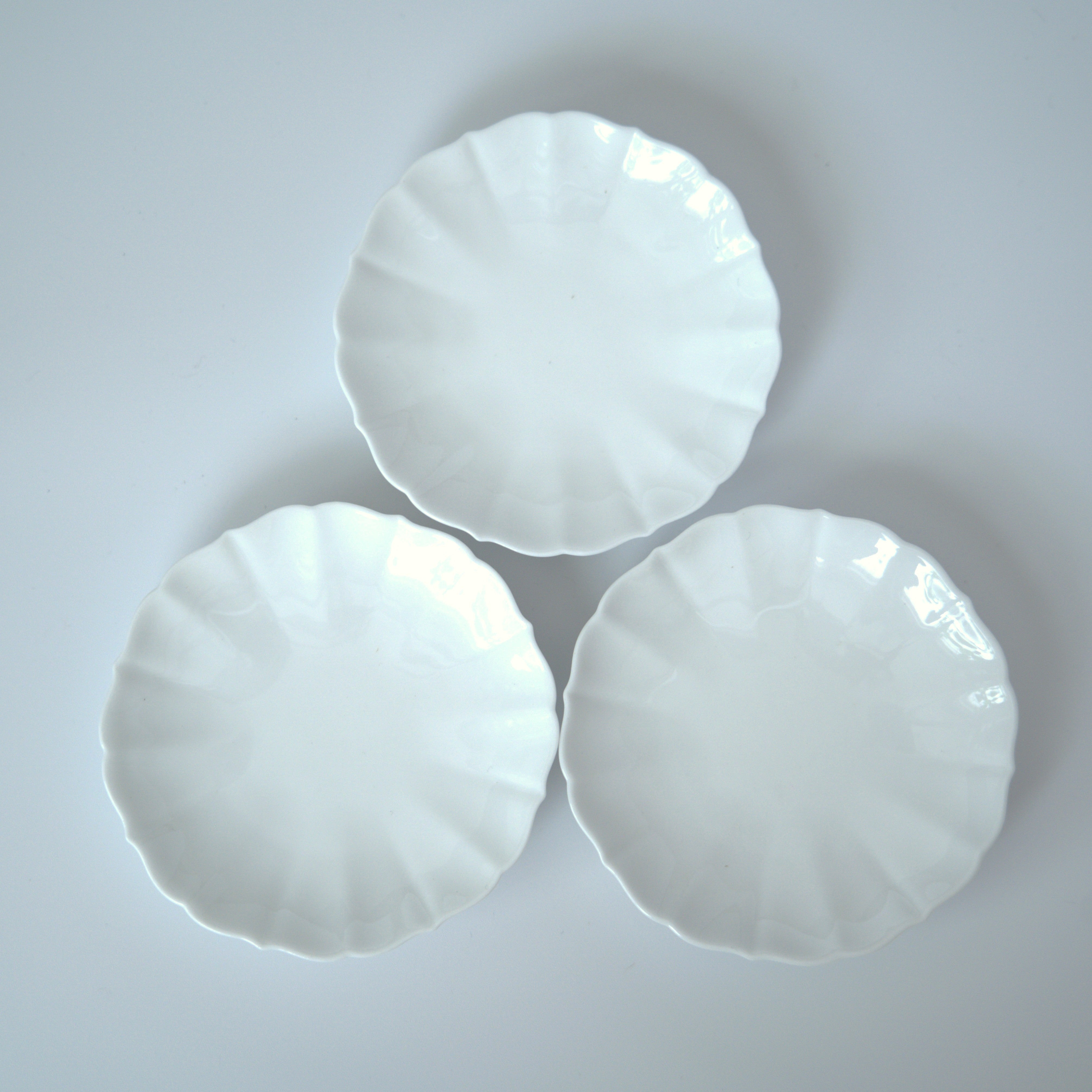 甜白稜花茶托3枚セット