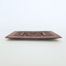 赤漆人物牡丹文壺承①