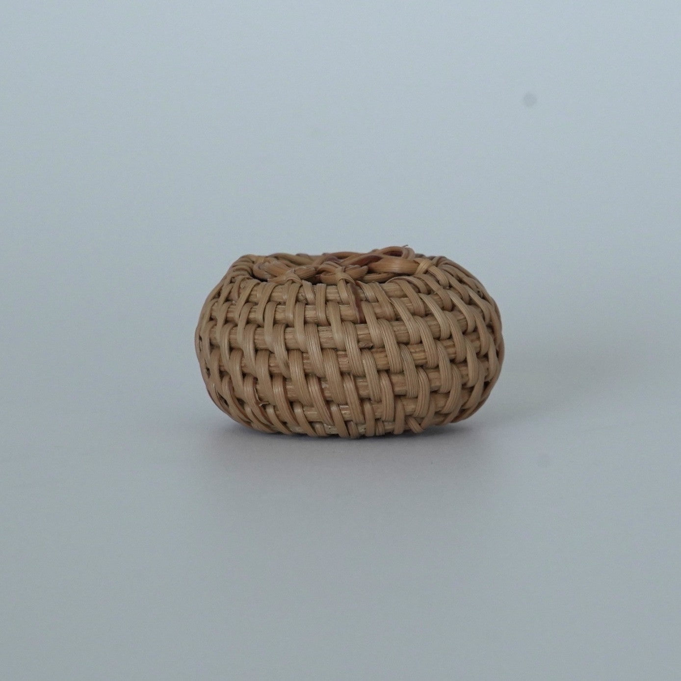 籐製中国結蓋置