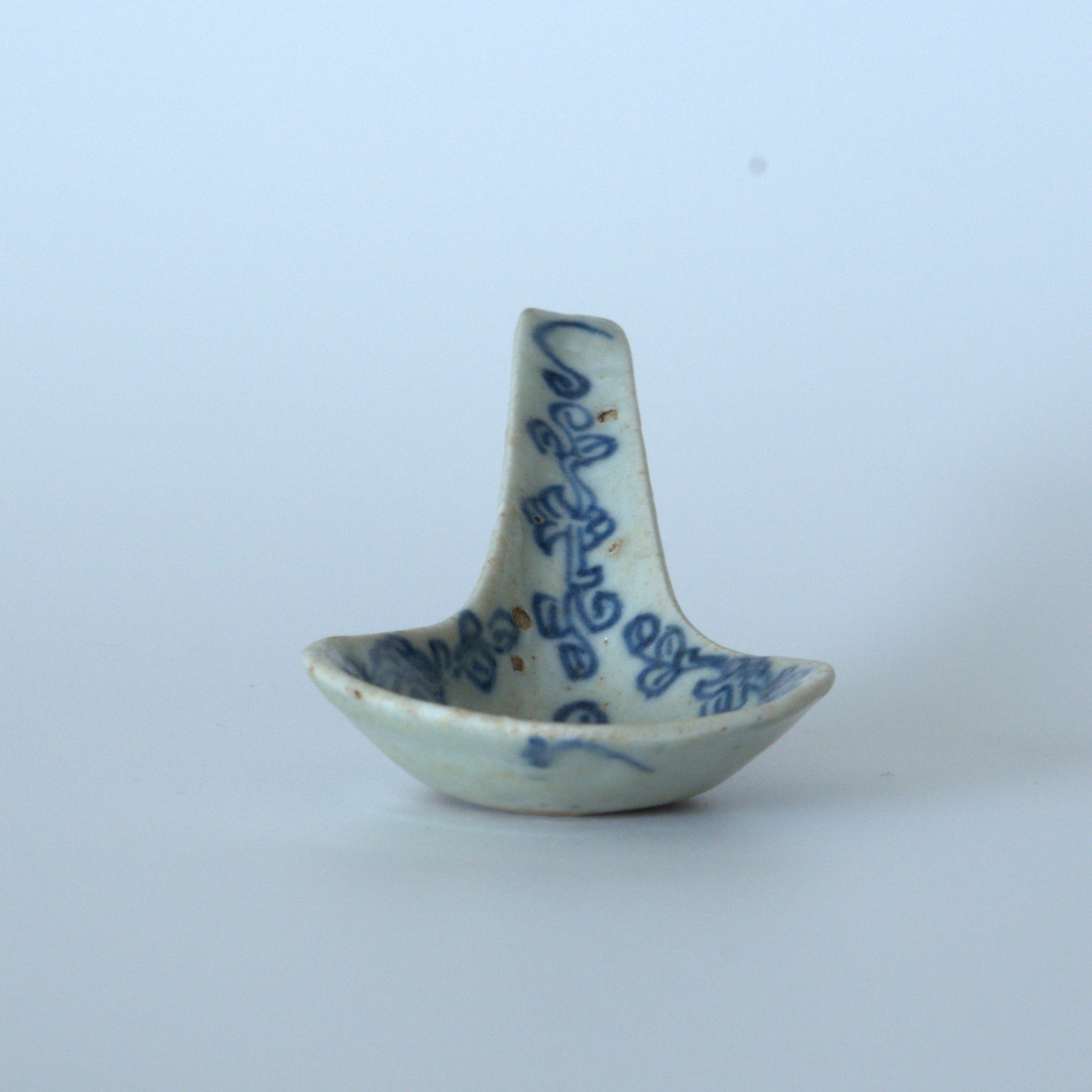 青花絡枝蓮文レンゲ①