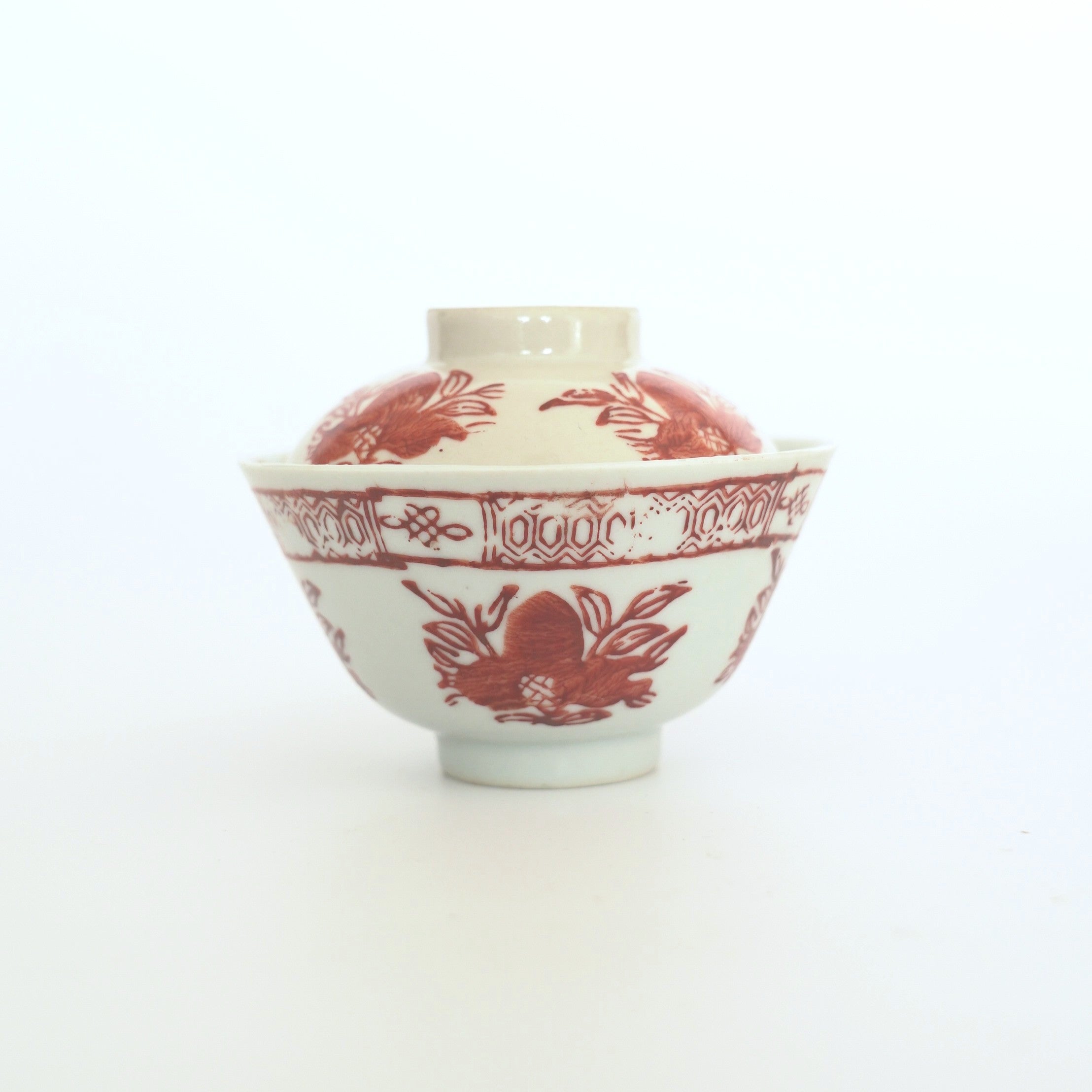 赤絵福寿三多文蓋碗