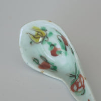 粉彩七宝三多文レンゲ①