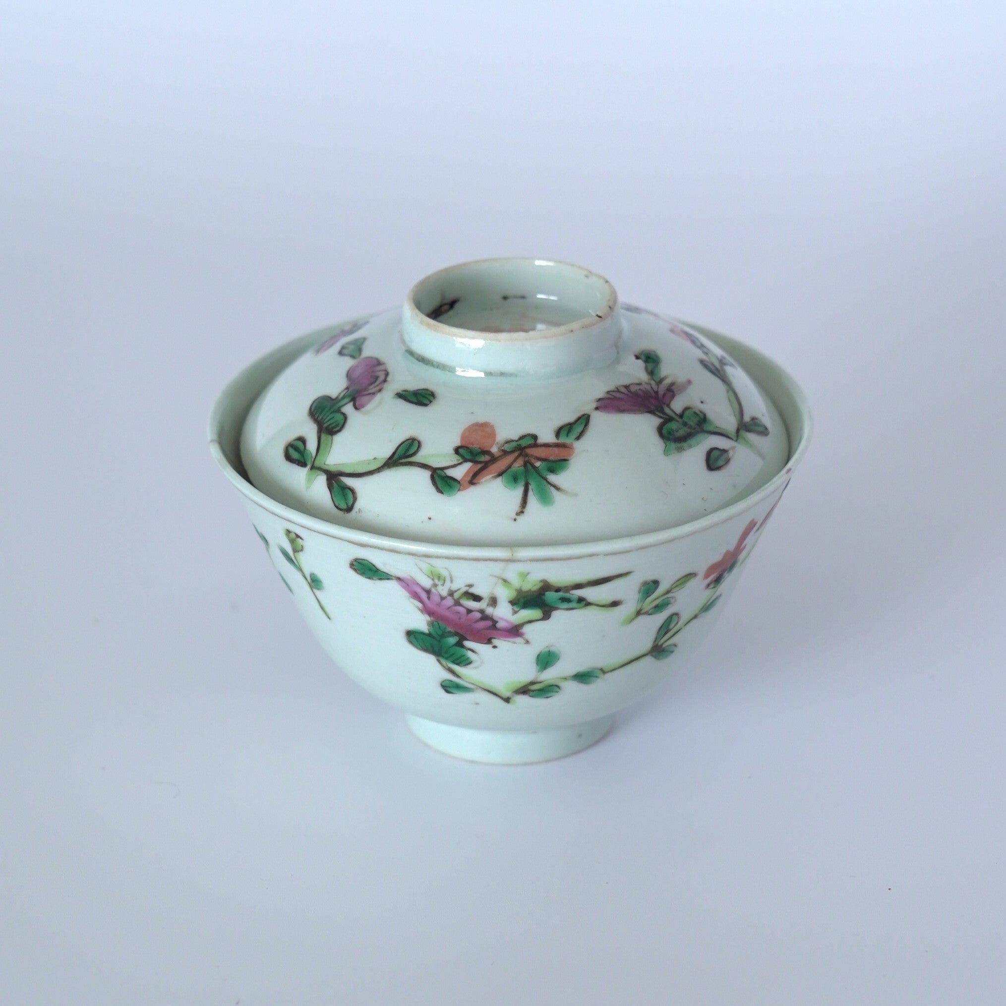 粉彩四季花文蓋碗②