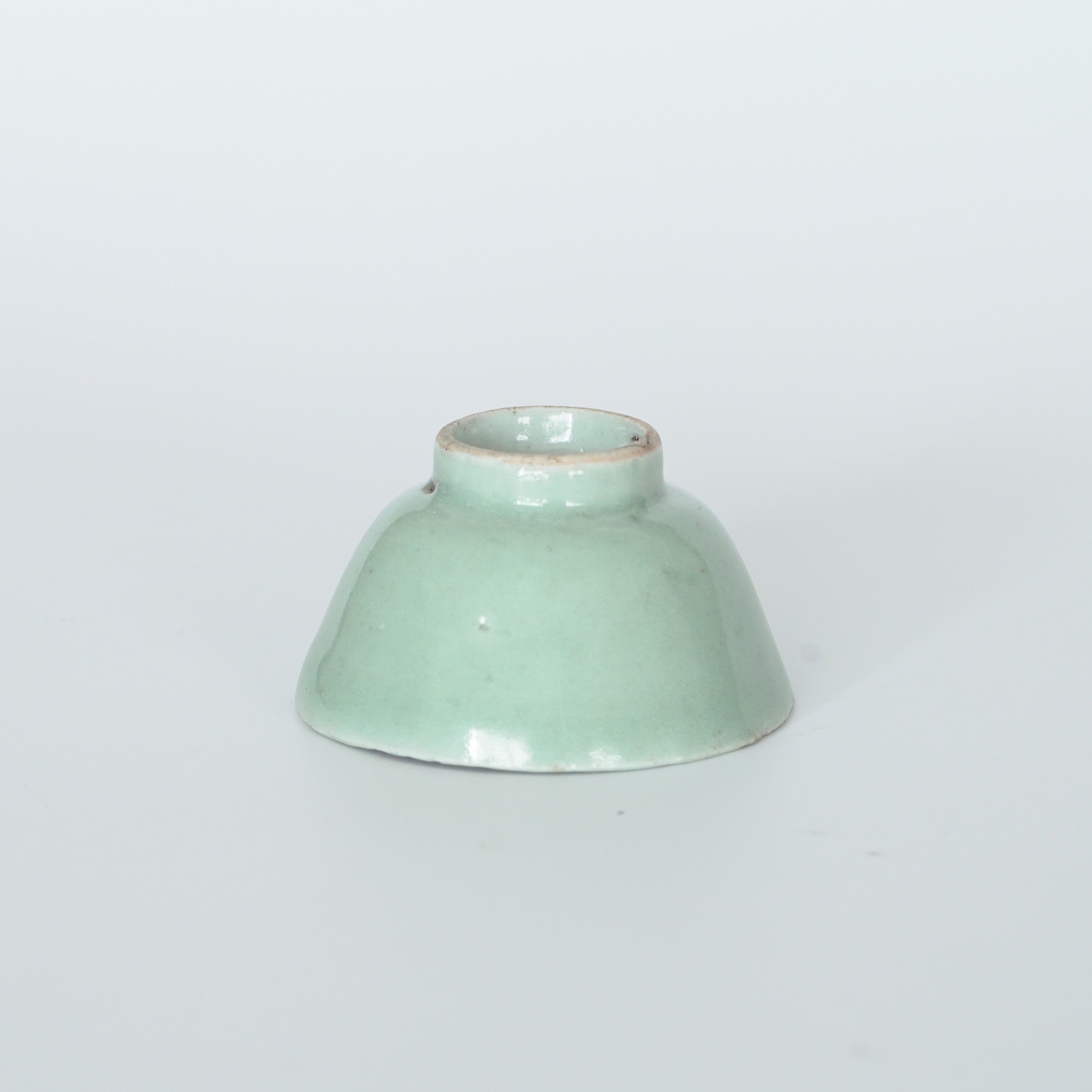 豆青釉茶杯⑤