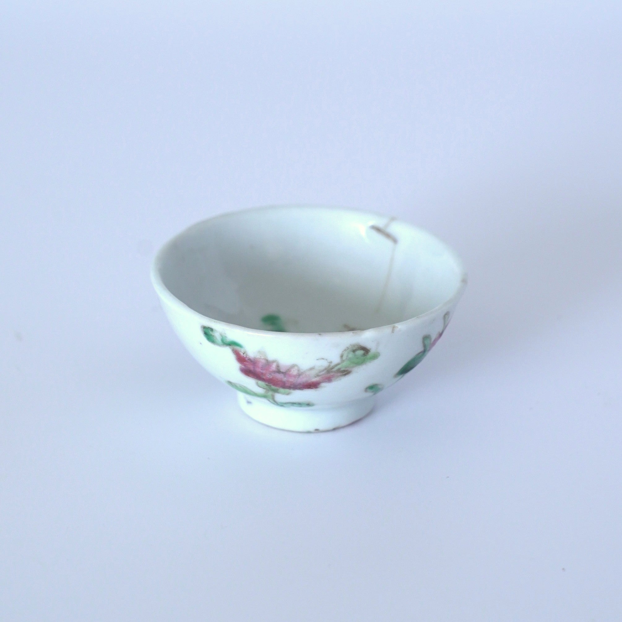 粉彩四季花文茶杯②