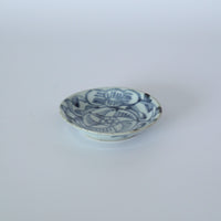 青花牡丹文豆皿