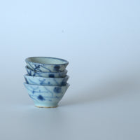 青花唐草文小茶杯４個セット