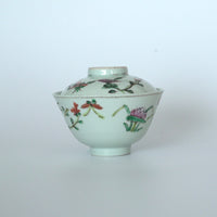 粉彩四季花文蓋碗②