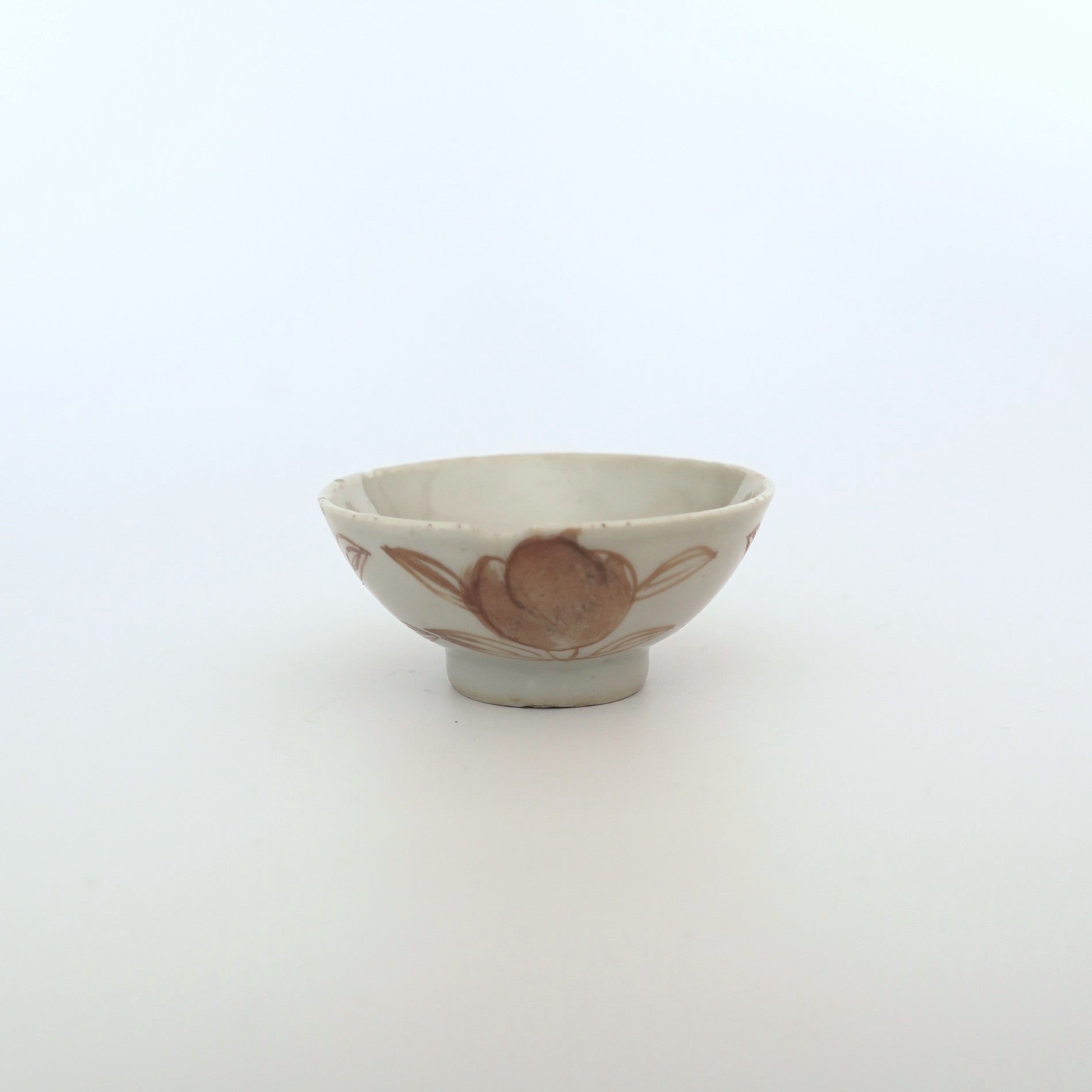 赤絵福寿三多文茶杯⑧