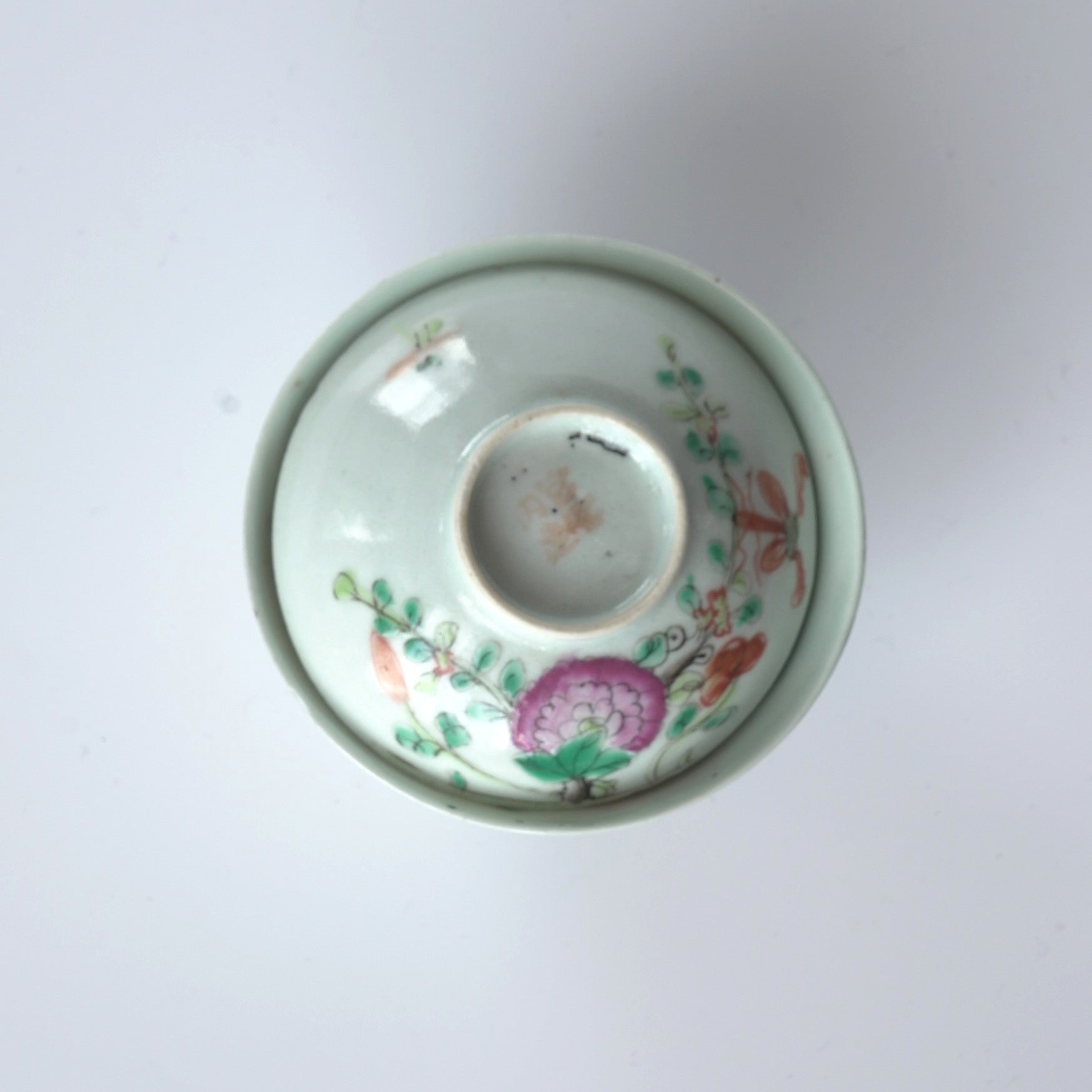 粉彩花鳥文蓋碗②