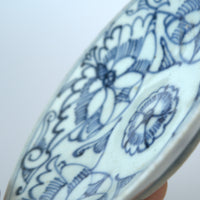 青花蝶恋花文皿①